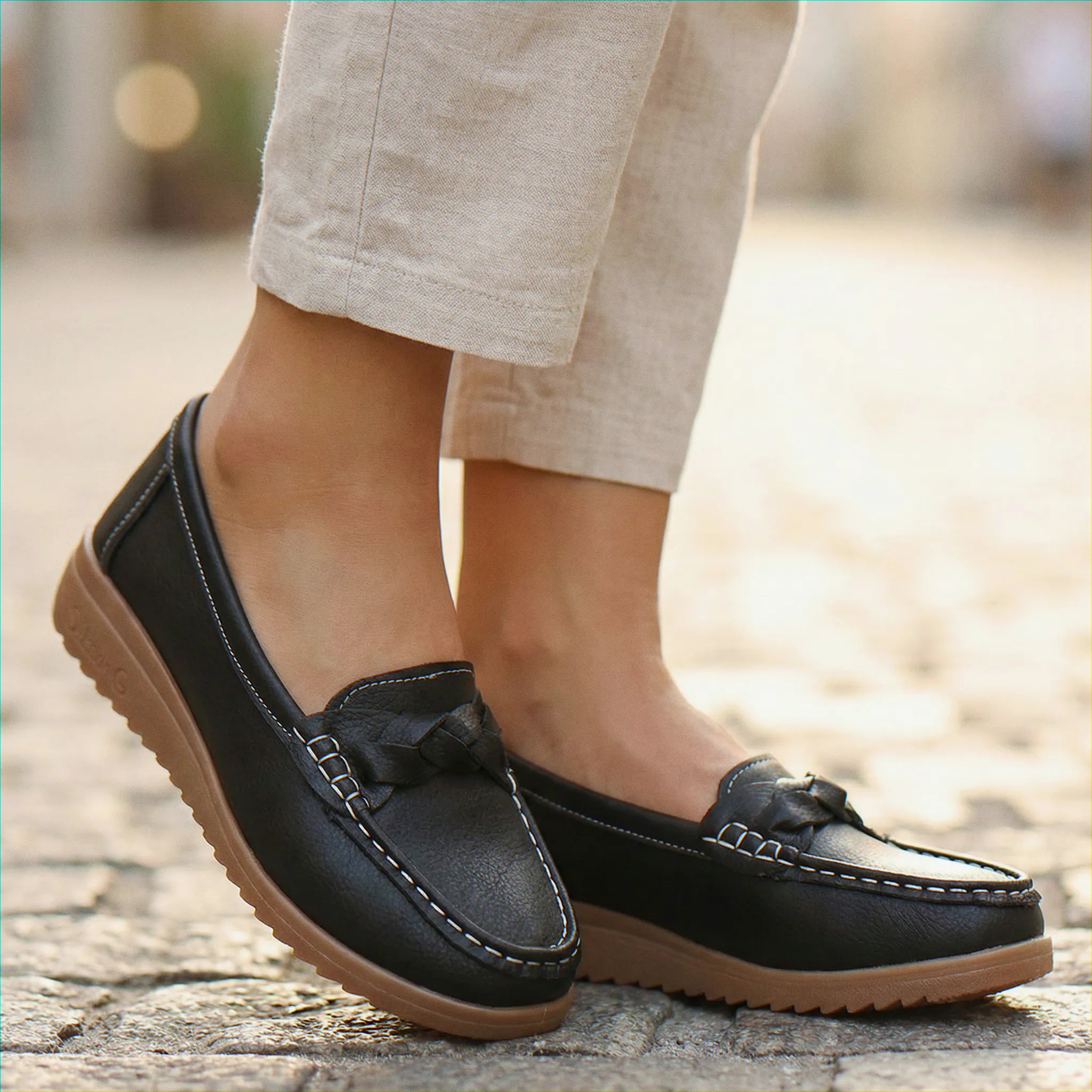 Women's Wide Fit Orthopedic Loafers | Slip-On Arch Support