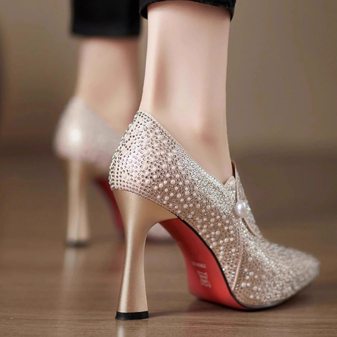 Pointed Toe Heeled Ankle Boots