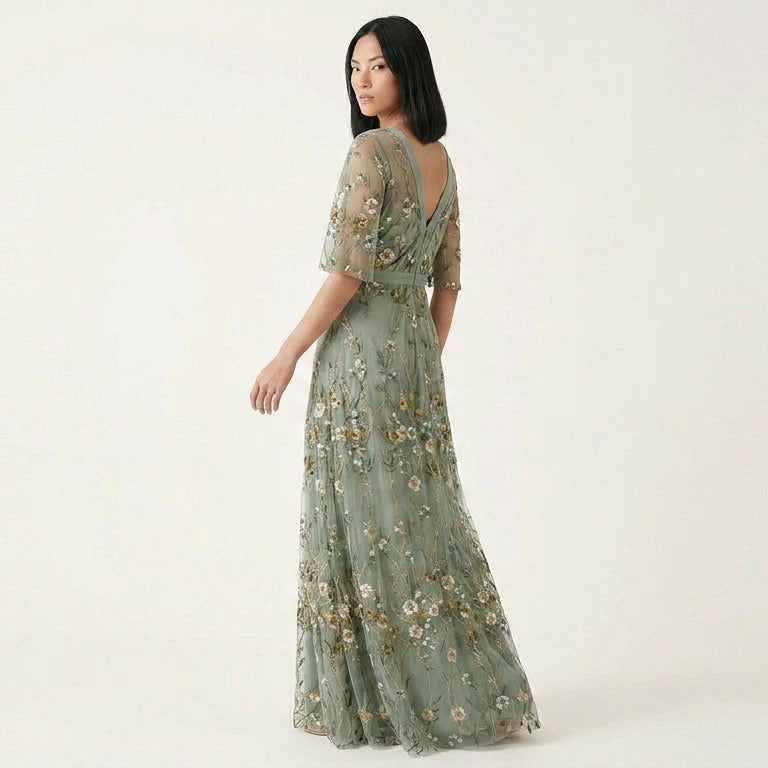 Floral Print Flowing Maxi Dress