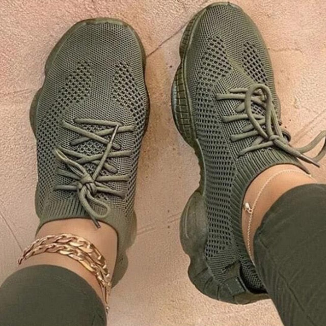 Breathable Mesh Lace-Up Running Sneakers