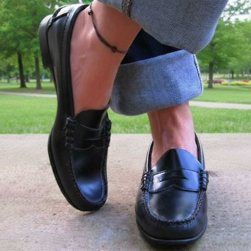 Moc Toe Penny Loafers in Classic Leather Look