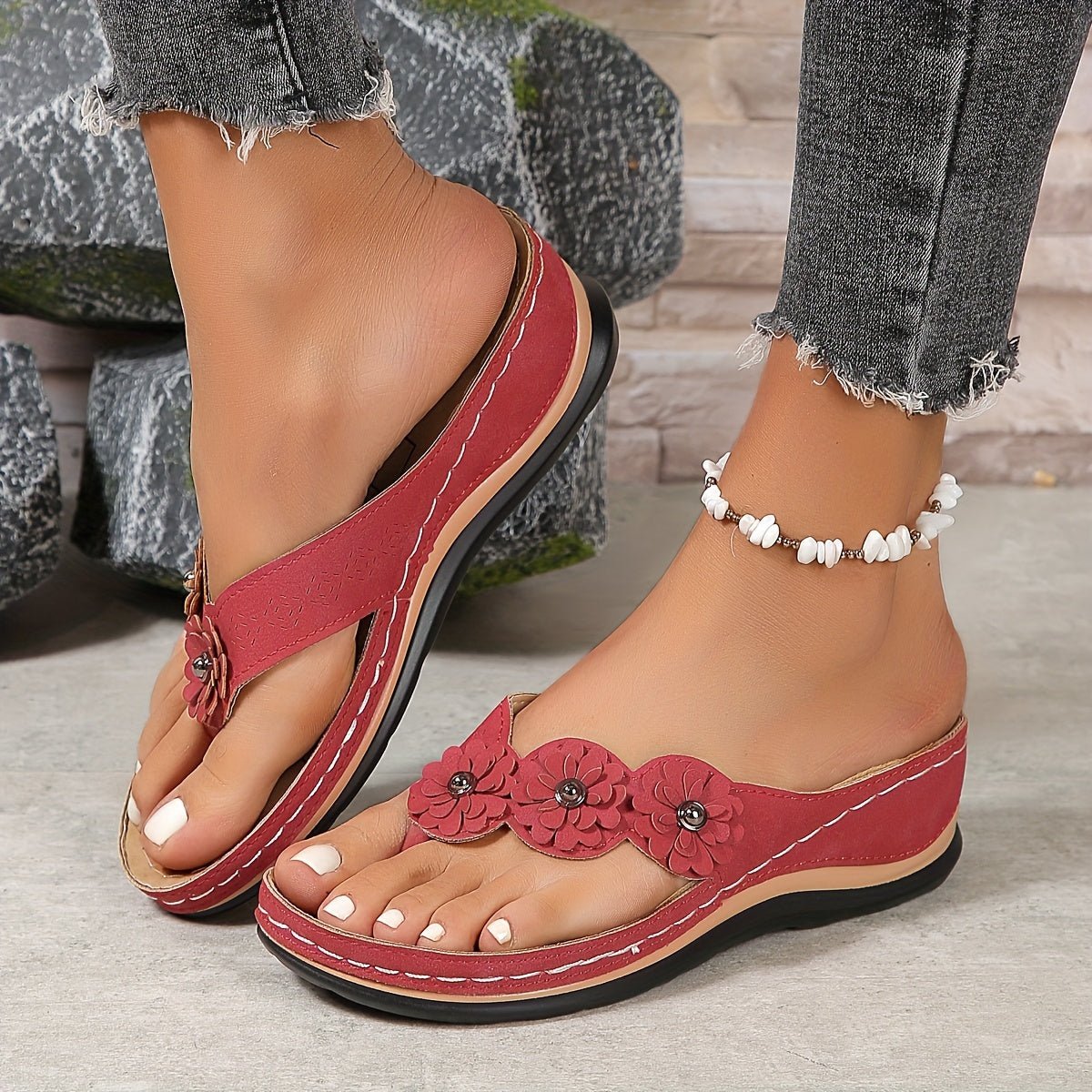 Women's Platform Wedge Thong Sandals With Floral Detail